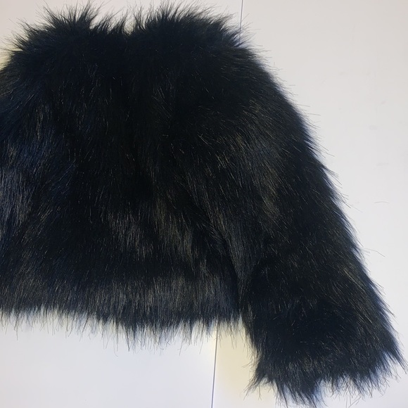 Unbranded Black Faux Fur Bolero - Girl’s Size 6 - Picture 7 of 8